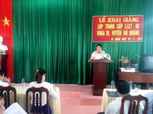 Khai giảng lớp Trung cấp lý luận chính trị - hành chính khóa 18 huyện Hà Quảng
