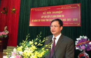 Bế giảng và trao bằng tốt nghiệp lớp Cao cấp lý luận chính trị hệ không tập trung tỉnh Cao Bằng khóa 11 năm học 2017-2019