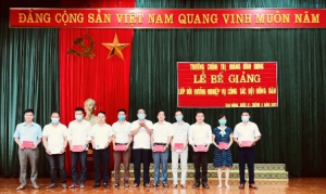 Bế giảng lớp Bồi dưỡng nghiệp vụ công tác Hội Nông dân năm 2021