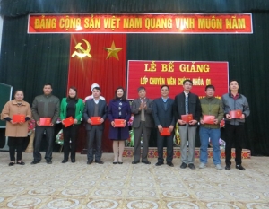 Bế giảng lớp Bồi dưỡng ngạch chuyên viên chính khóa 01