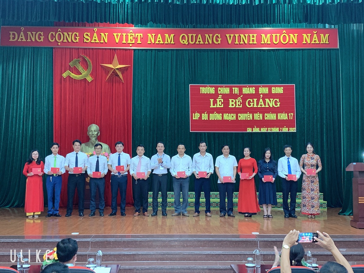 Description: D:\My Documents\Downloads\zalo.jpg